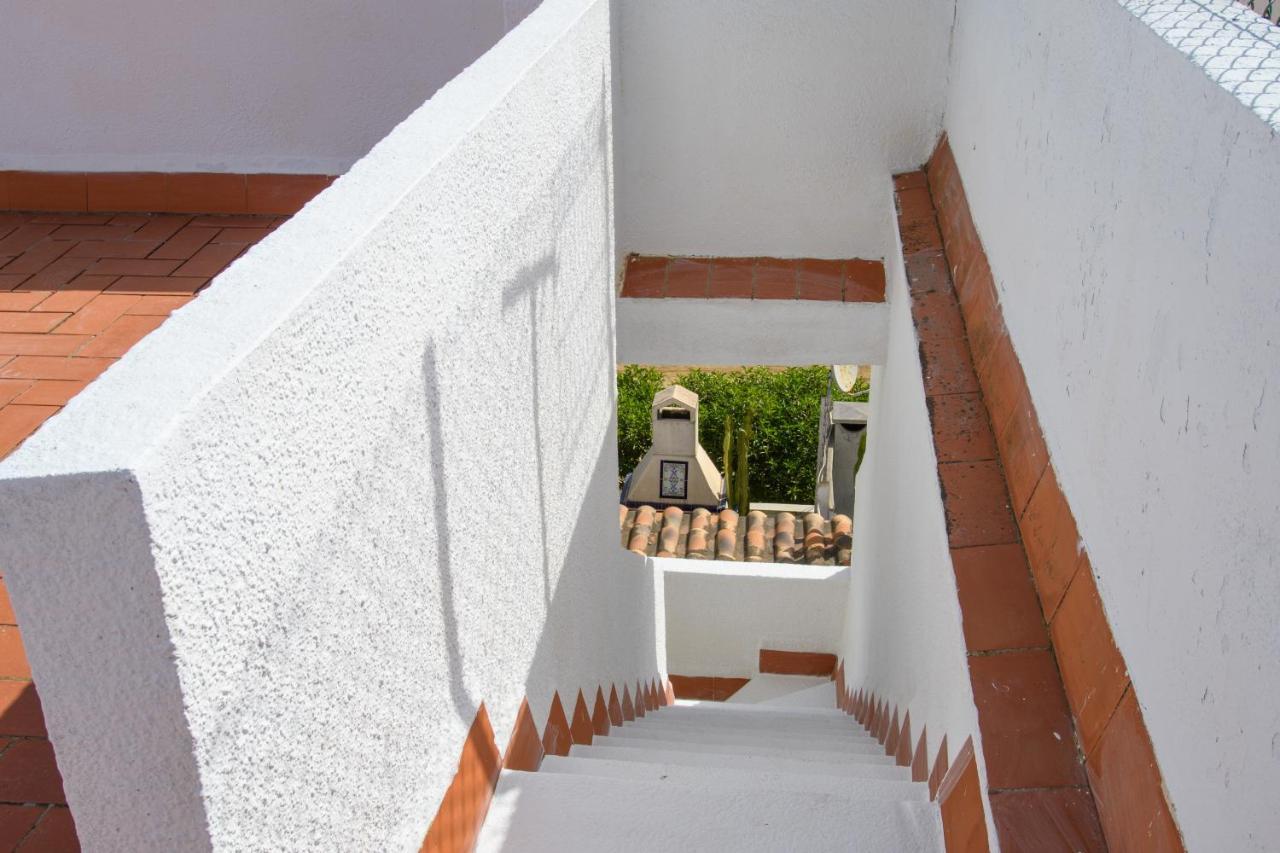 Appartamento Casas Blancas Parque Montroig Miami Playa Esterno foto